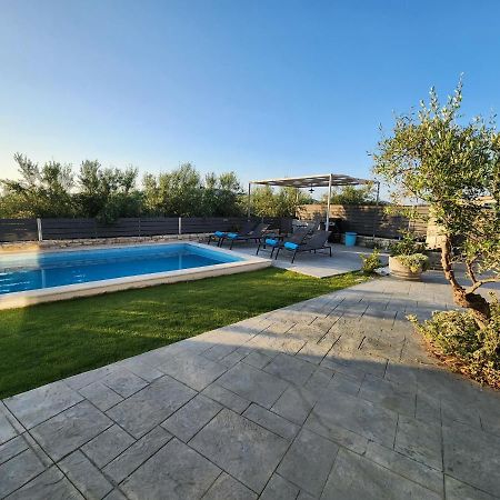 Villa Sheila With Private Pool Roumelí 외부 사진